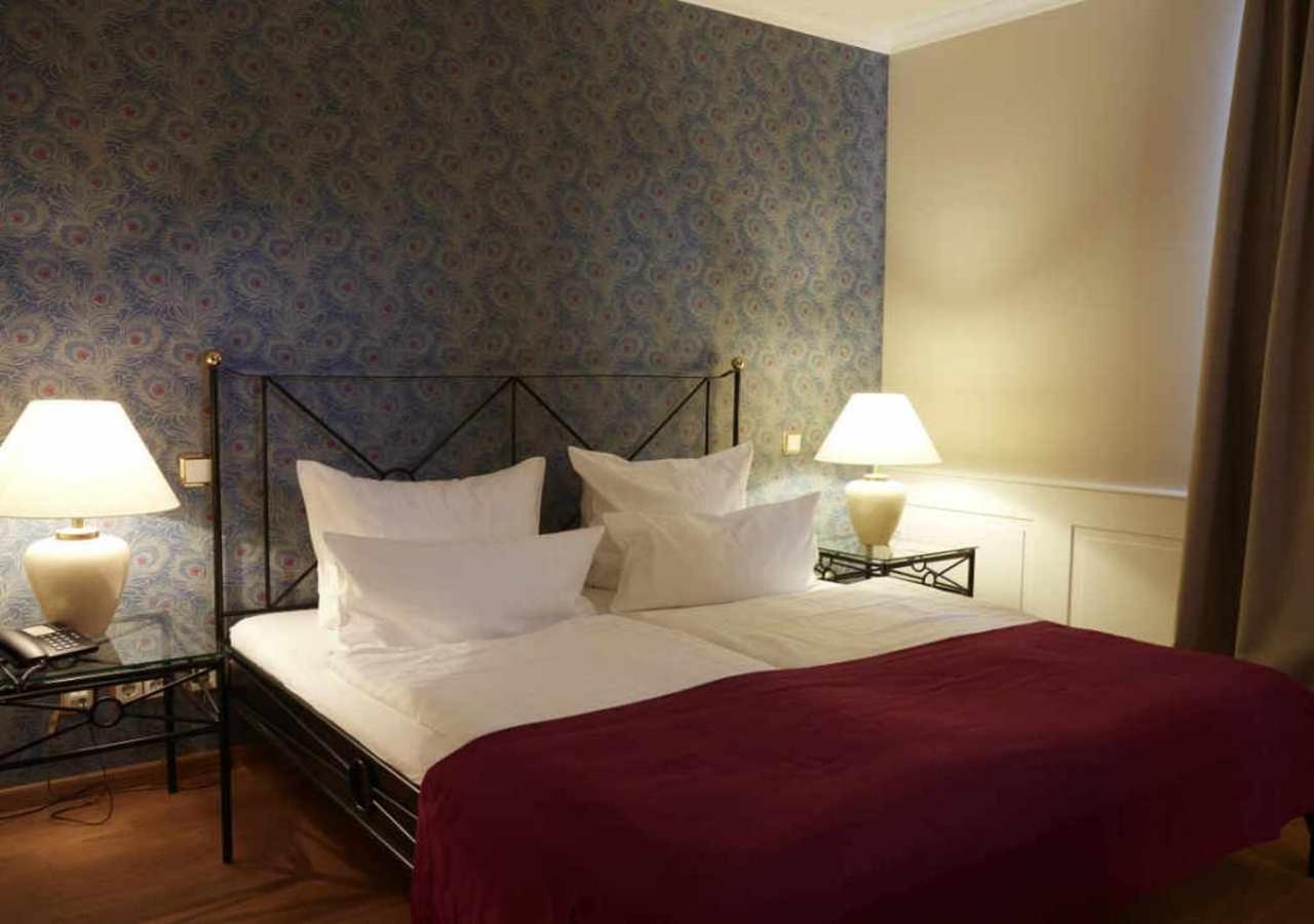 Hotel Snorrenburg Gmbh Burbach  Exteriör bild